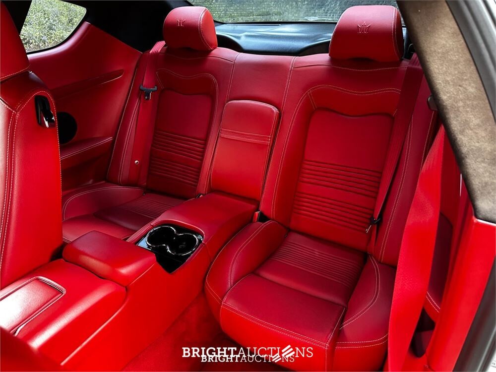 Maserati Granturismo S 4.7 V8 440pk MC Shift 440pk 2009