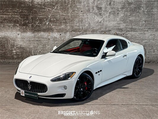 Maserati Granturismo S 4.7 V8 440 pk MC Shift 440 pk 2009