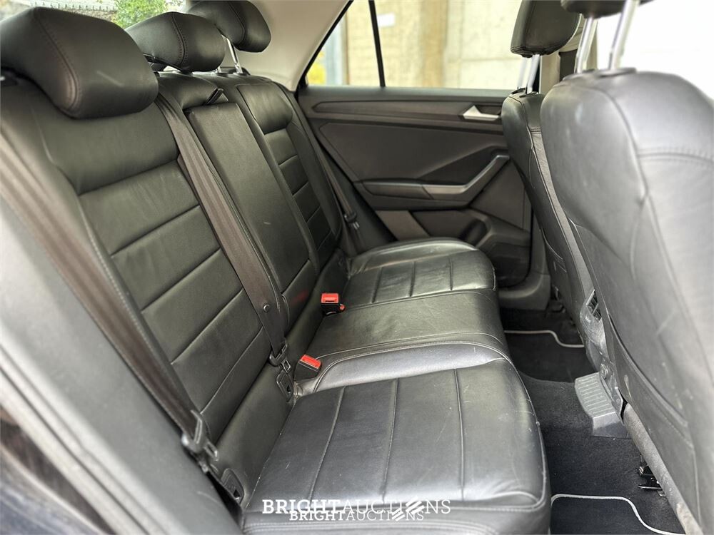 Volkswagen T-Roc 1.0 TSI Style 116hp 2018 (Original-NL) 75.852 KM, RS-137-V