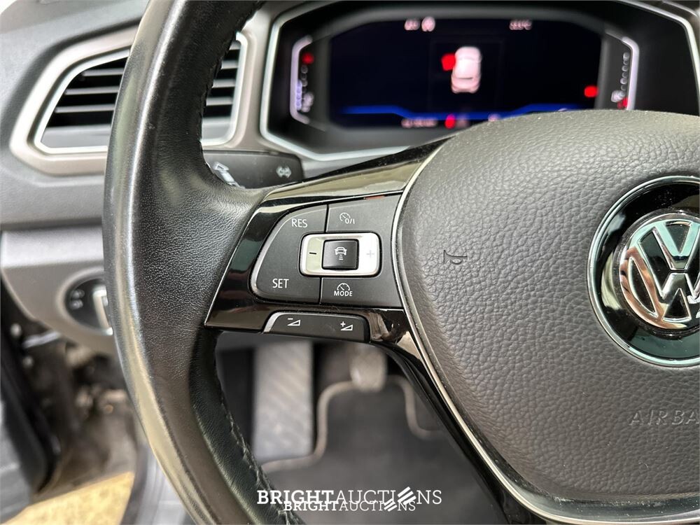 Volkswagen T-Roc 1.0 TSI Style 116hp 2018 (Original-NL) 75.852 KM, RS-137-V