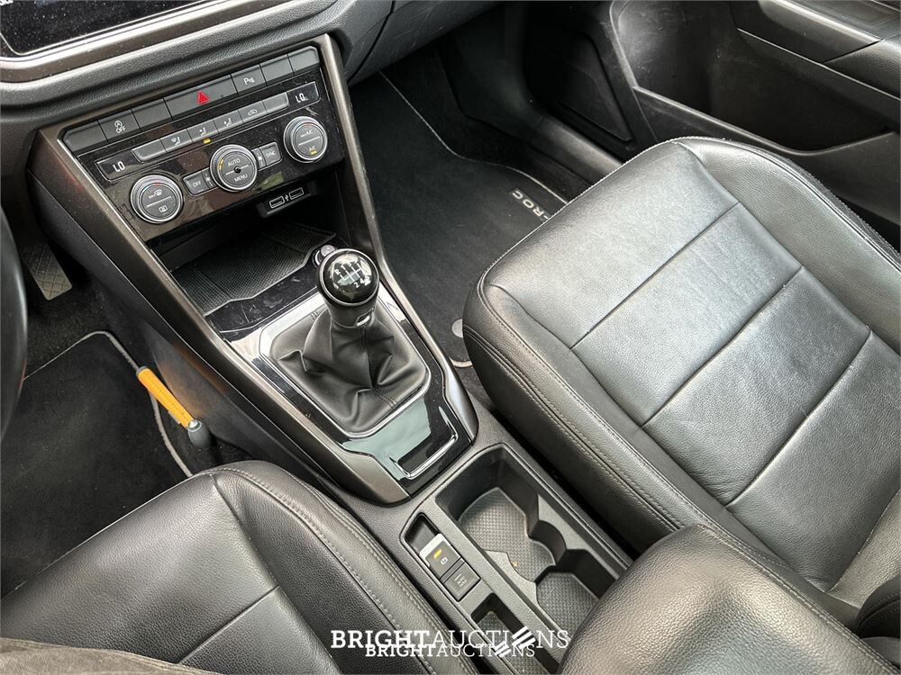 Volkswagen T-Roc 1.0 TSI Style 116hp 2018 (Original-NL) 75.852 KM, RS-137-V