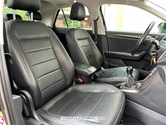 Volkswagen T-Roc 1.0 TSI Style 116hp 2018 (Original-NL) 75.852 KM, RS-137-V