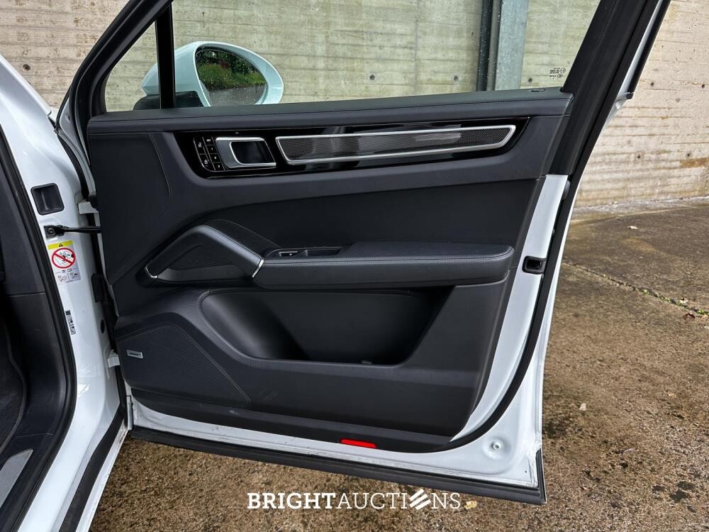 Porsche Cayenne Coupé 3.0 V6 340pk 2019 (Origineel-NL), ZL-691-F