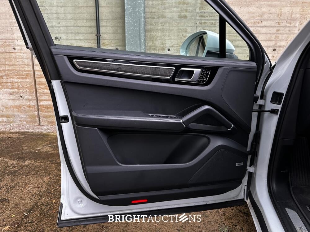 Porsche Cayenne Coupé 3.0 V6 340pk 2019 (Origineel-NL), ZL-691-F