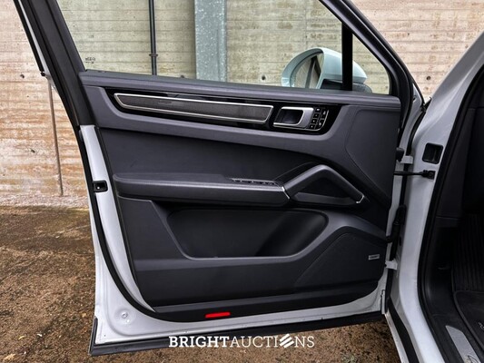 Porsche Cayenne Coupé 3.0 V6 340pk 2019 (Origineel-NL), ZL-691-F