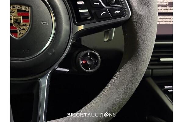 Porsche Cayenne E-Hybrid 3.0 476pk 2021 (Origineel-NL), L-677-RB