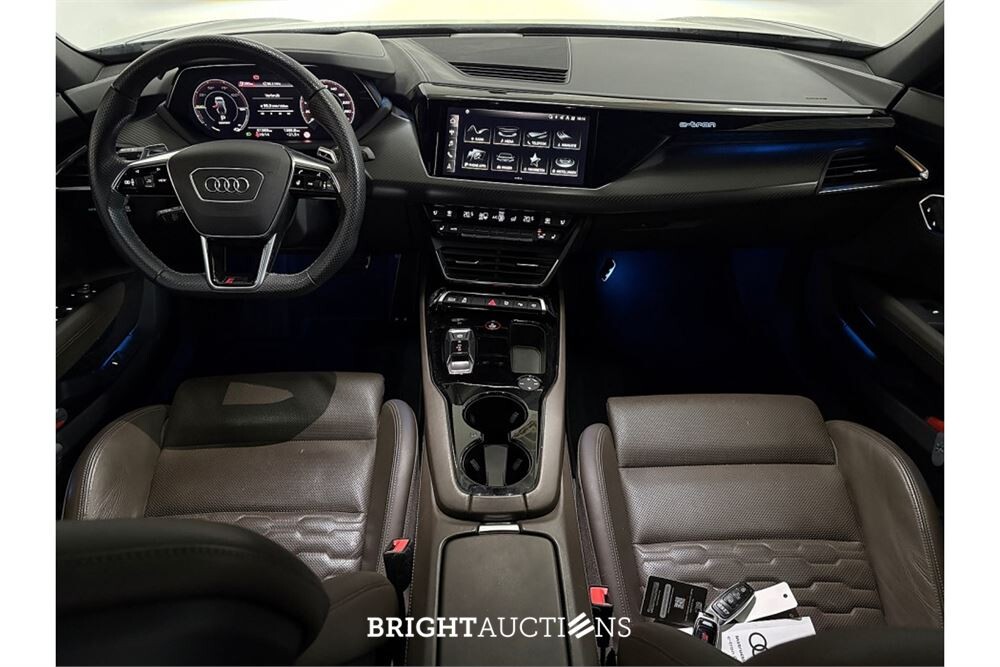 Audi e-tron RS93 RS 93 kWh 2022 (Origineel-NL), R-186-BG