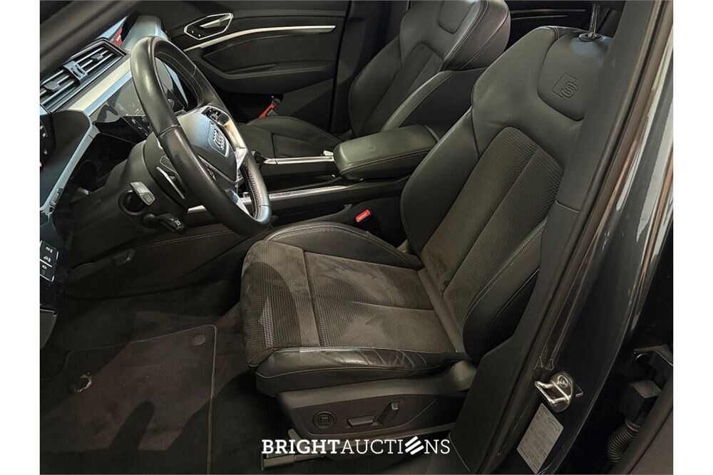 Audi e-tron 50 S edition Quattro 71 kWh 2020 (Origineel-NL), K-010-LG