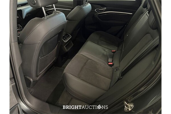 Audi e-tron 50 S edition Quattro 71 kWh 2020 (Origineel-NL), K-010-LG