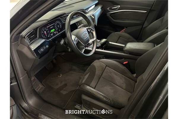 Audi e-tron 50 S edition Quattro 71 kWh 2020 (Origineel-NL), K-010-LG