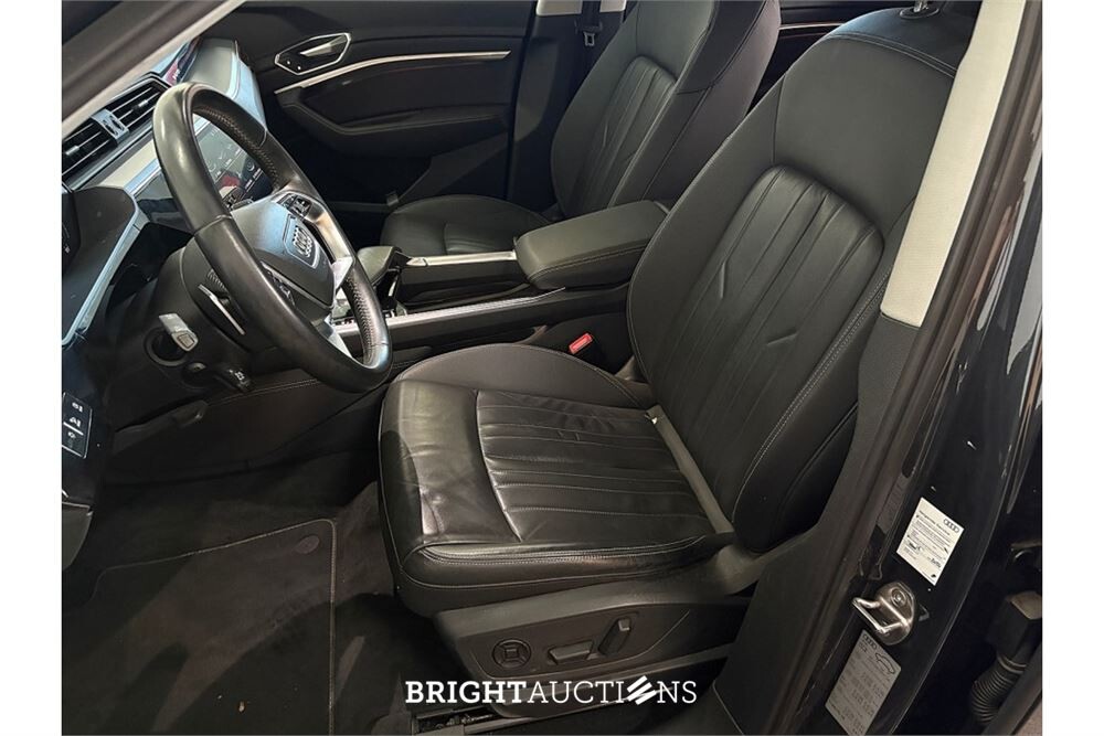 Audi e-tron 50 Business edition Plus Quattro 71 kWh 2020 (Origineel-NL), K-952-KX