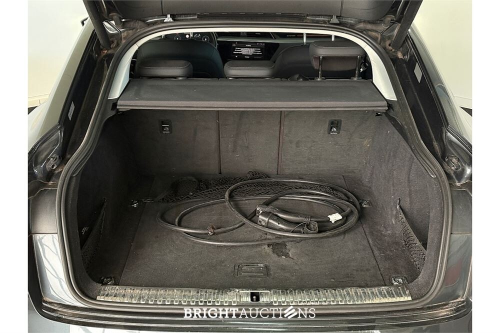Audi e-tron 50 Business edition Plus Quattro 71 kWh 2020 (Origineel-NL), K-952-KX
