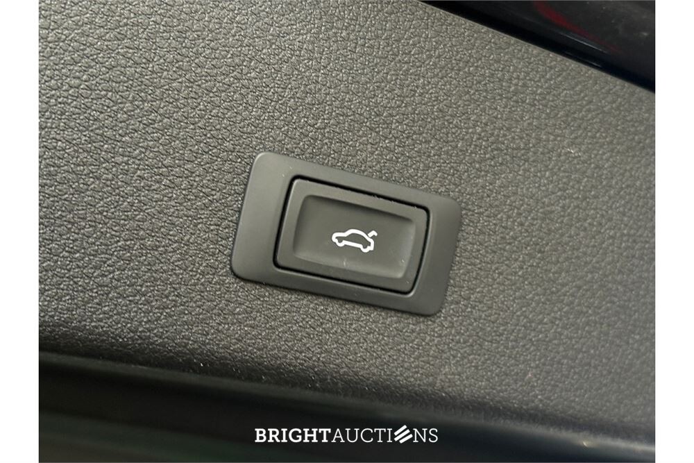 Audi e-tron 50 Business edition Plus Quattro 71 kWh 2020 (Origineel-NL), K-952-KX
