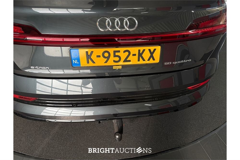 Audi e-tron 50 Business edition Plus Quattro 71 kWh 2020 (Origineel-NL), K-952-KX