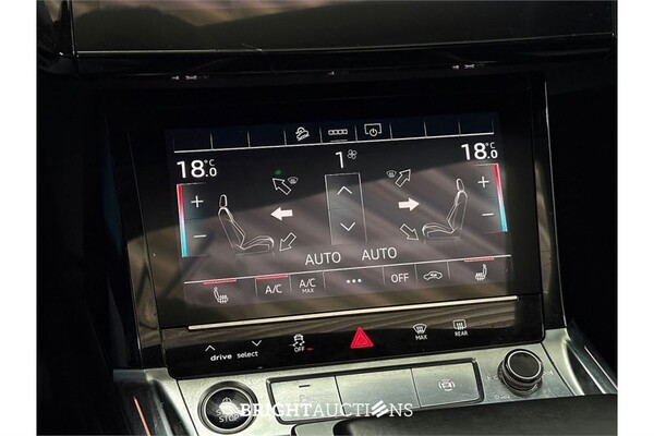 Audi e-tron 50 Business edition Plus Quattro 71 kWh 2020 (Origineel-NL), K-952-KX