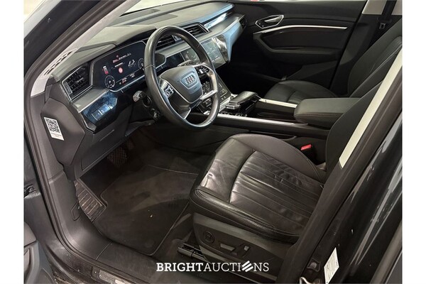 Audi e-tron 50 Business edition Plus Quattro 71 kWh 2020 (Origineel-NL), K-952-KX