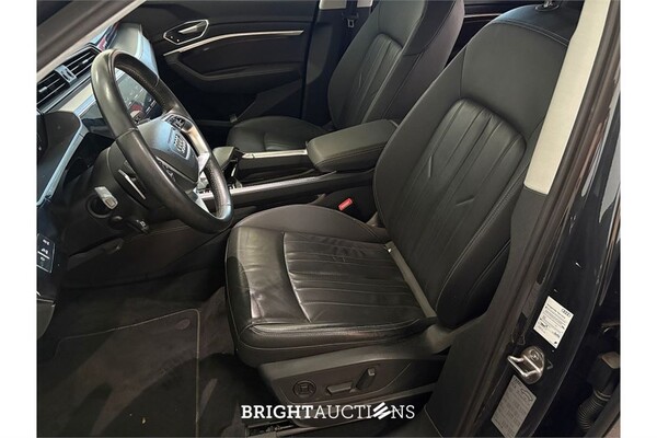 Audi e-tron 50 Business edition Plus Quattro 71 kWh 2020 (Origineel-NL), K-952-KX