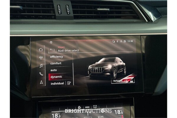 Audi e-tron 50 Business edition Plus Quattro 71 kWh 2020 (Origineel-NL), K-952-KX