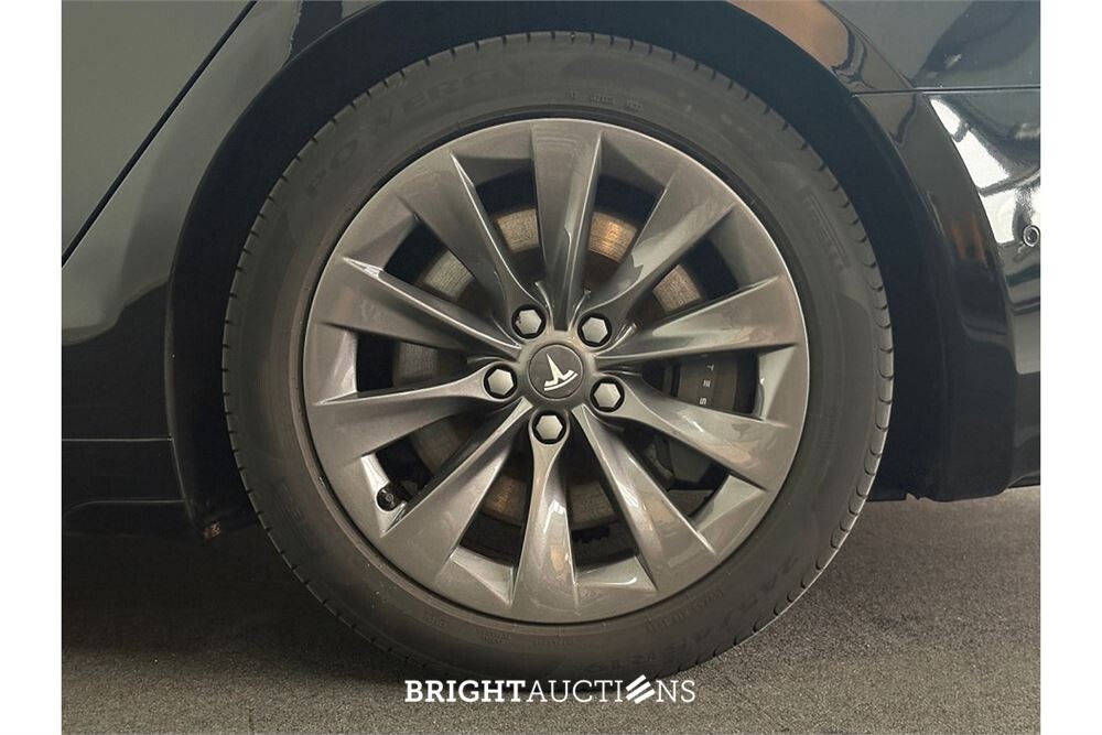 Tesla Model S 75D Base 2018 (Origineel-NL), XD-188-G