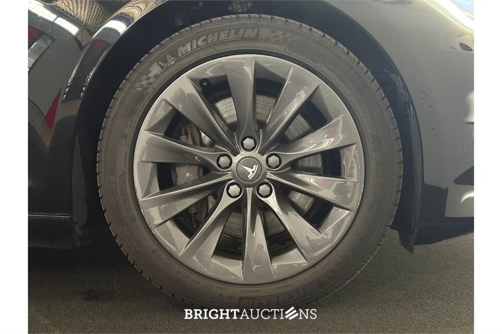 Tesla Model S 75D Base 2018 (Origineel-NL), XD-188-G