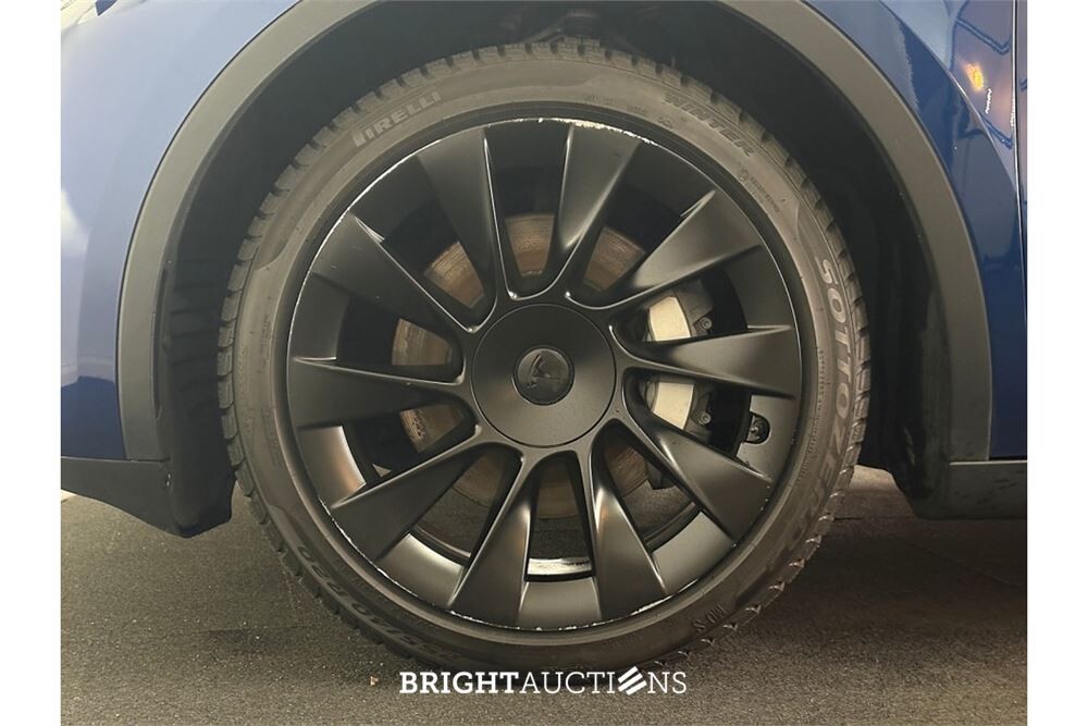 Tesla Model Y Long Range AWD 75 kWh 2024 (Origineel-NL), X-052-RP