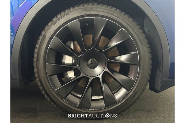 Tesla Model Y Long Range AWD 75 kWh 2024 (Origineel-NL), X-052-RP