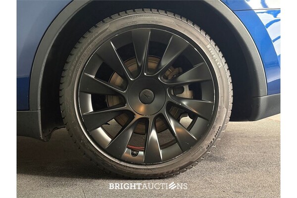 Tesla Model Y Long Range AWD 75 kWh 2024 (Origineel-NL), X-052-RP