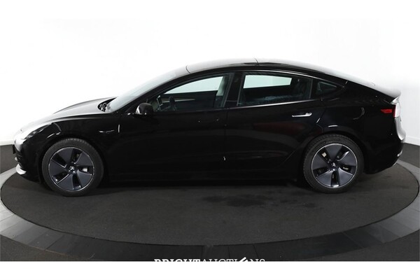 Tesla Model 3 Standard RWD Plus 60 kWh 2021 (Origineel-NL), N-422-DJ