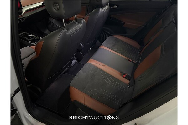 Volkswagen ID.4 Tech 77 kWh 2021 (Origineel-NL), L-858-LL