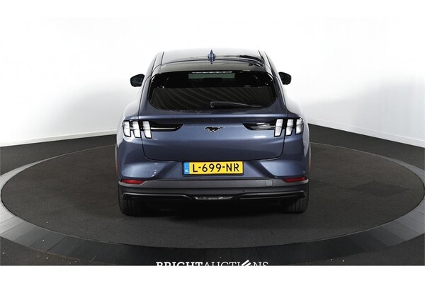 Ford Mustang RWD 75 kWh 2021 (Origineel-NL), L-699-NR