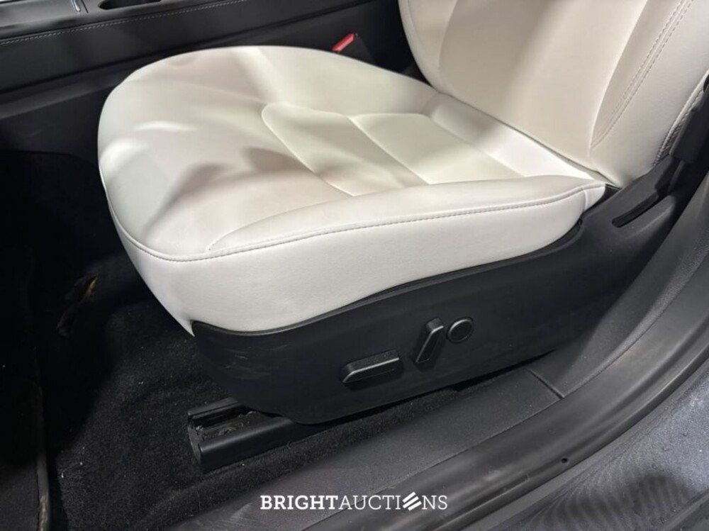 Tesla Model 3 Long Range Dual Motor AWD 75 kWh 351pk 2021 (Origineel-NL), N-541-RR