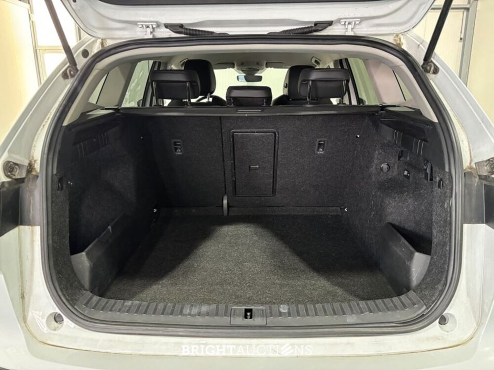 Škoda Enyaq 60 179pk 2021 (Origineel-NL), L-241-JN