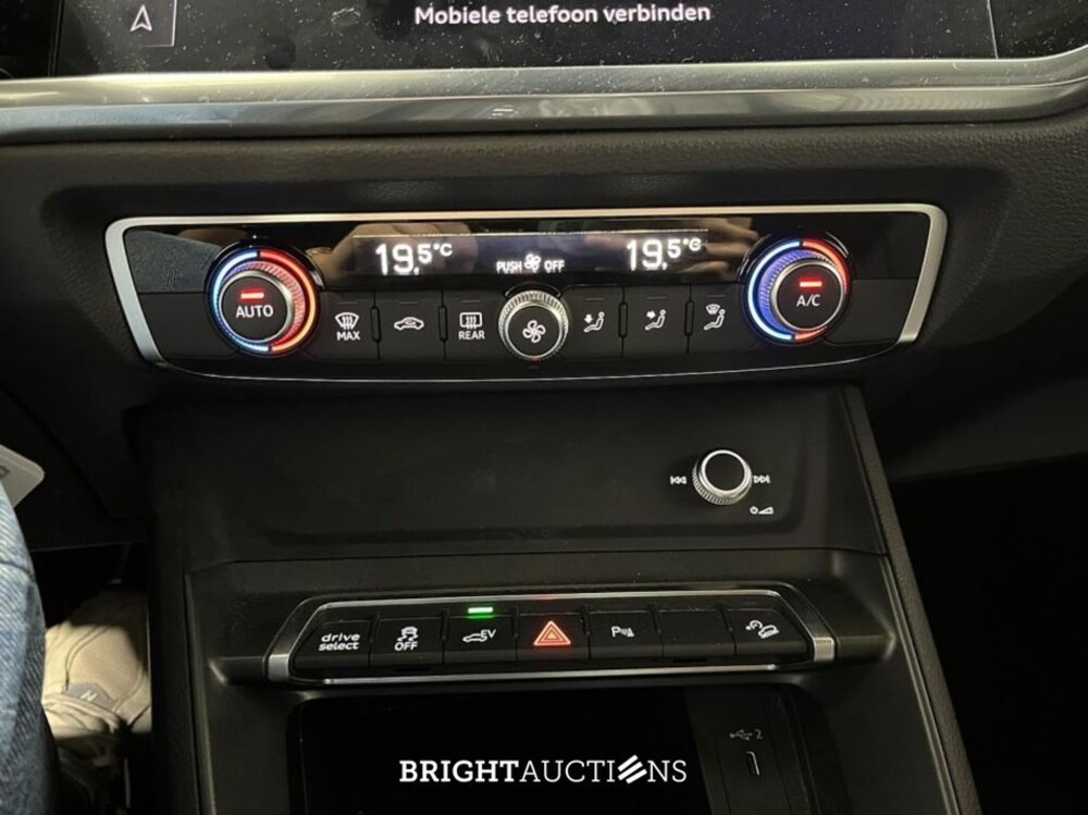 Audi Q3 Sportback 45 e S Edition TFSI 266pk 2023, KTJ-61-X