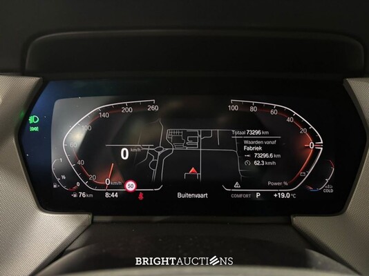 BMW 118i 1-serie Introduction Edition 136pk 2023 (Origineel-NL) 1-Serie, T-409-KL