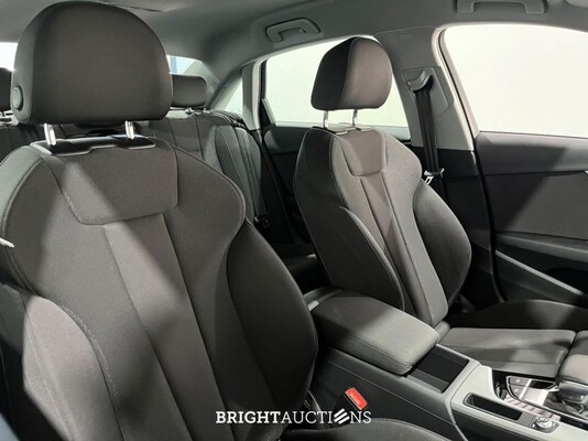 Audi A4 35 Advanced Edition TFSI 150pk 2023 (Origineel-NL), X-140-HT