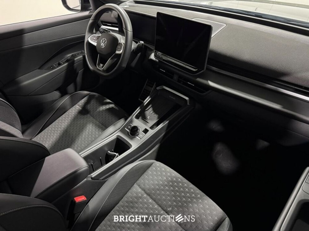 Volkswagen T-Roc eTSI 110 kW R-Line 1.5 150pk 2026, KZN-12-P
