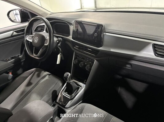Volkswagen T-Roc Life 75 Edition 1.0 TSI 110pk 2022 (Origineel-NL), R-182-BG