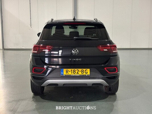 Volkswagen T-Roc Life 75 Edition 1.0 TSI 110pk 2022 (Origineel-NL), R-182-BG