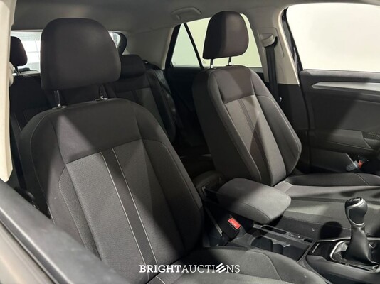 Volkswagen T-Roc Life 75 Edition 1.0 TSI 110pk 2022 (Origineel-NL), R-182-BG