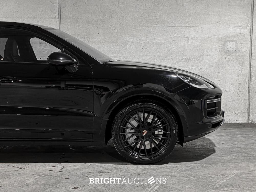 Porsche Cayenne Coupe Turbo 4.0 V8 549pk 2019, J-757-HF