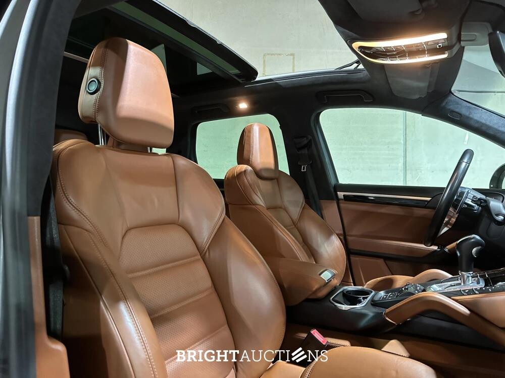 Porsche Cayenne Turbo 4.8 V8 520pk 2017 Sport-Chrono