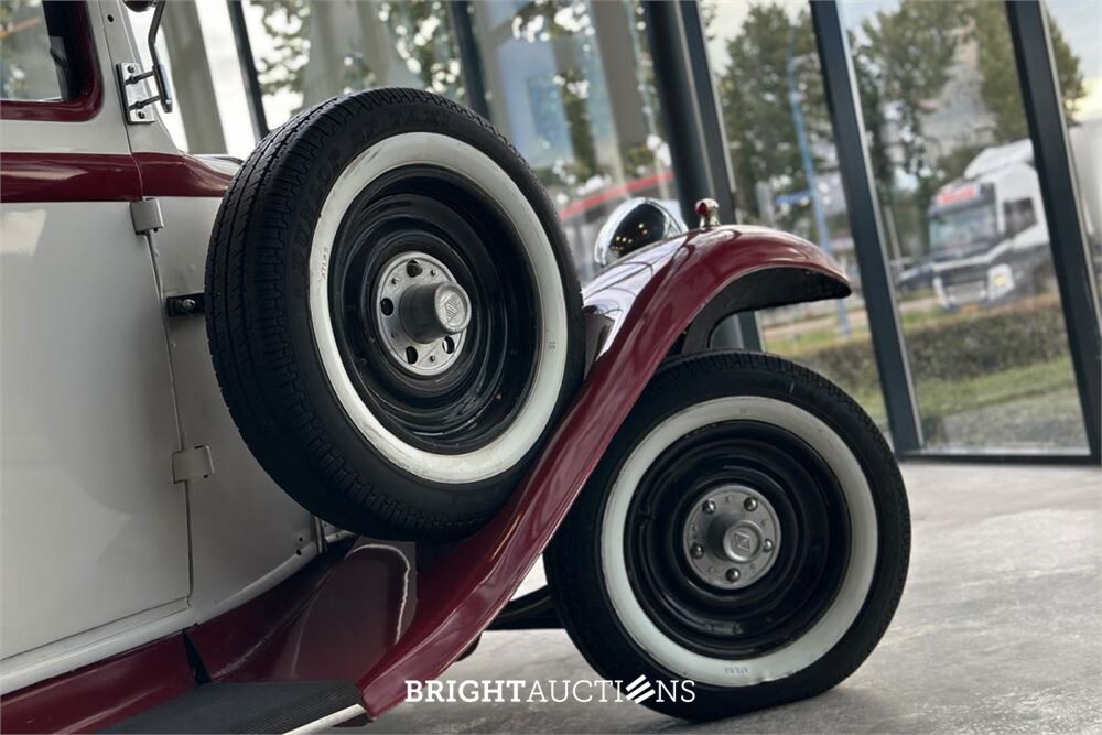 Renault Monaquatre 1930 - Oldtimer, DM-89-87