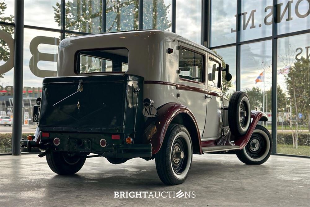Renault Monaquatre 1930 - Oldtimer, DM-89-87