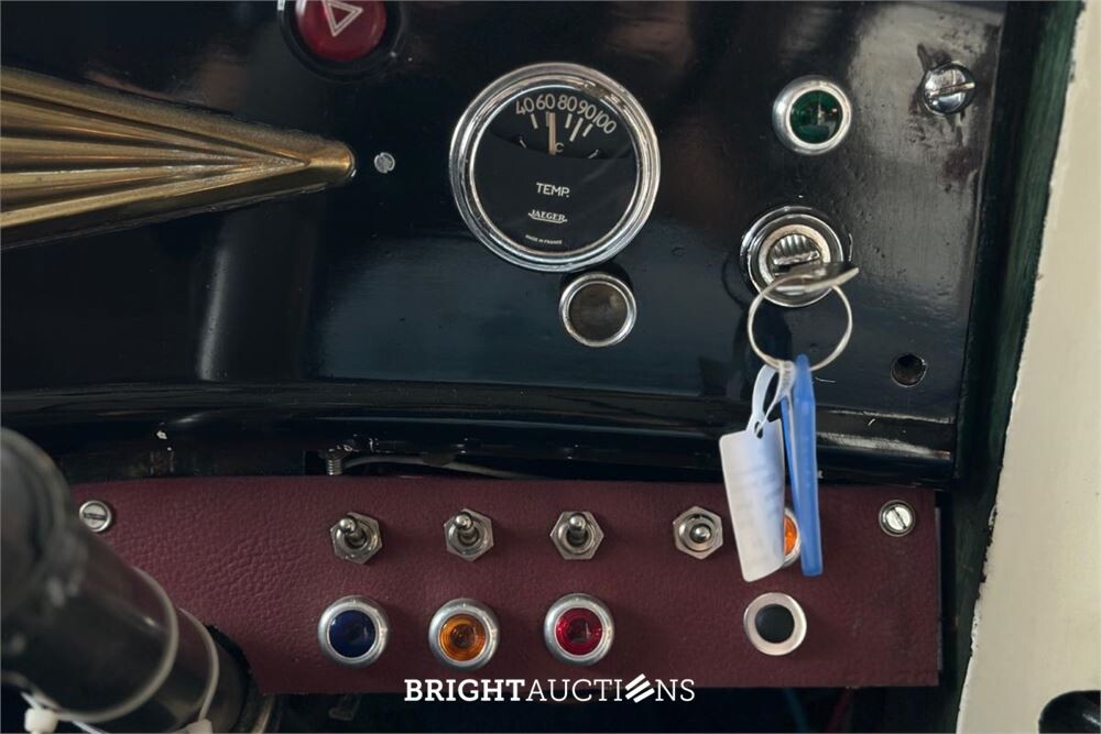 Renault Monaquatre 1930 - Oldtimer, DM-89-87