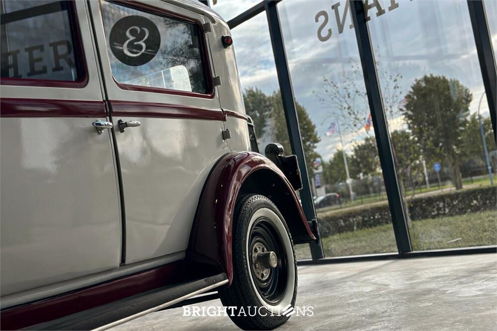 Renault Monaquatre 1930 - Oldtimer, DM-89-87