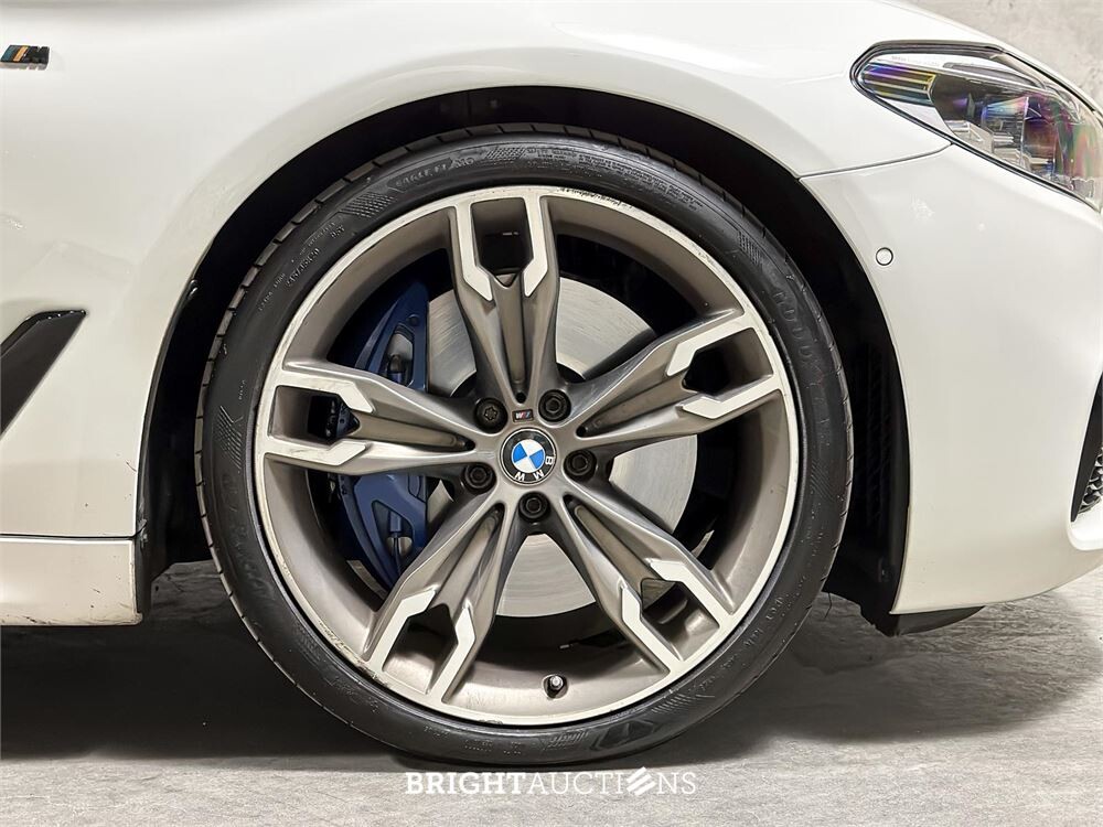 2018 BMW M550i xDrive High Executive 462pk 5 Series, KKP-44-R
