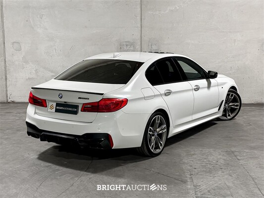 BMW M550i xDrive High Executive 462pk 2018 5-serie, KKP-44-R