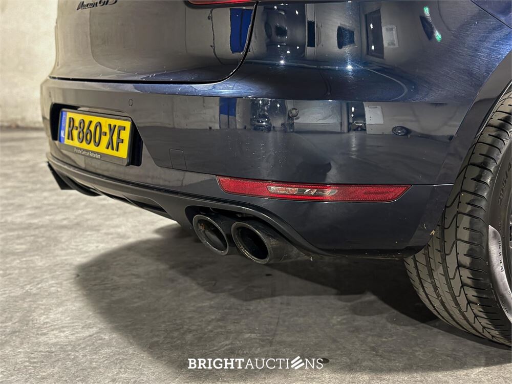 Porsche Macan GTS 3.0 V6 360pk 2018, R-860-XF