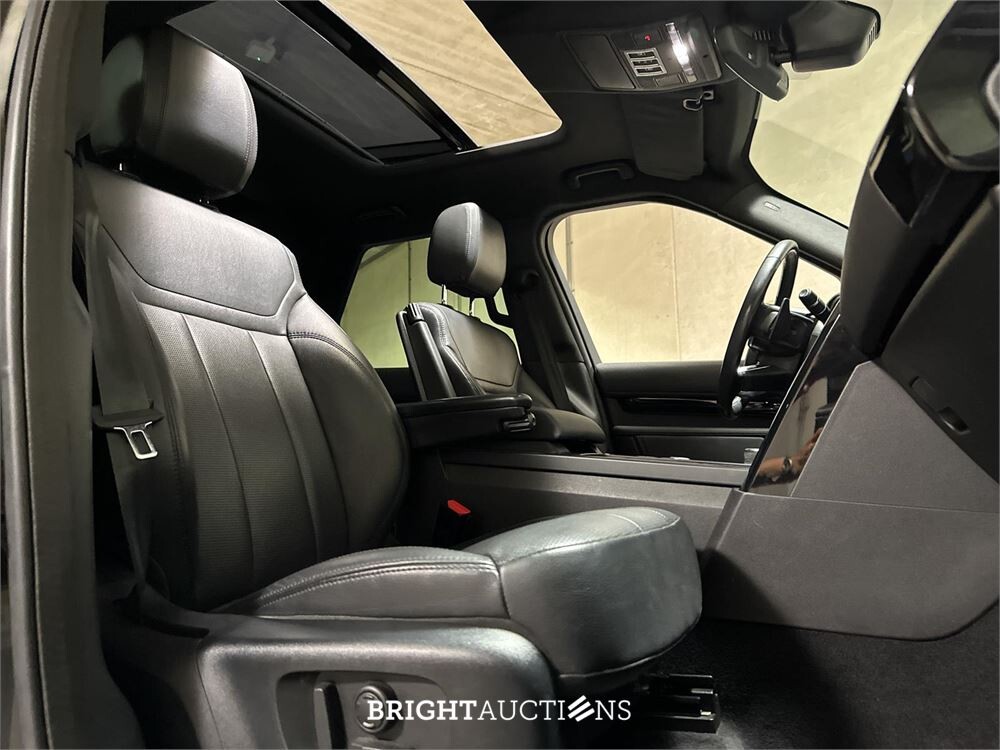 Land Rover Discovery 3.0 Td6 HSE Luxury 258pk 2018 7-persoons, T-774-BK