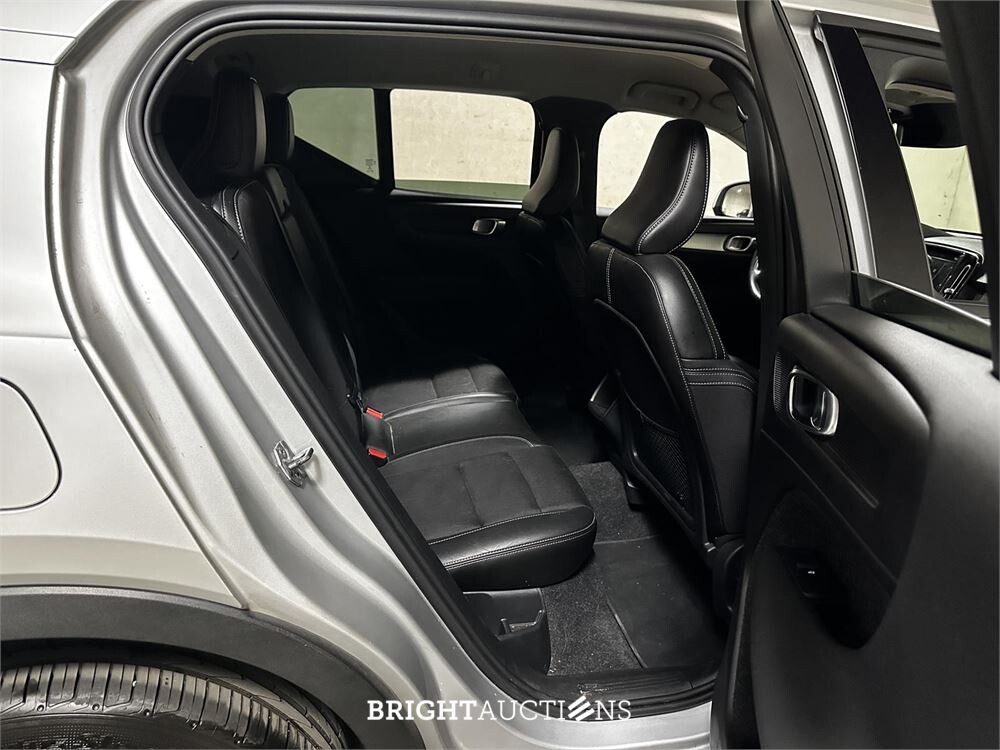 Volvo XC40 1.5 T3 Momentum 156pk 2018 (Origineel-NL), TS-939-D